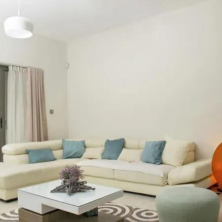 Luxury Modern 2-Bed Apartment Pereybere Grand-Baie Exterior photo