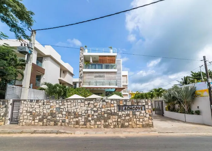 Luxury Modern 2-Bed Apartment Pereybere Grand Baie