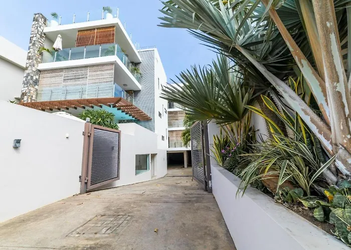 Luxury Modern 2-Bed Apartment Pereybere Grand Baie