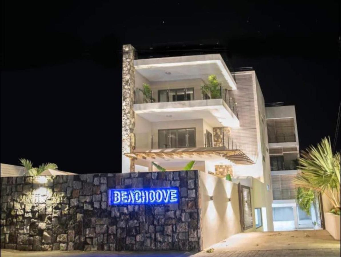 Luxury Modern 2-bed Pereybere Apartment Grand Baie