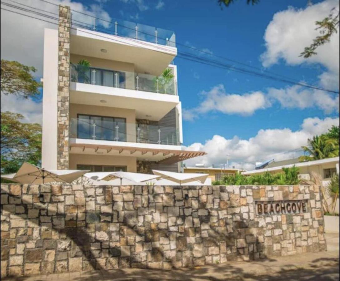 Luxury Modern 2-bed Pereybere Apartment Grand Baie